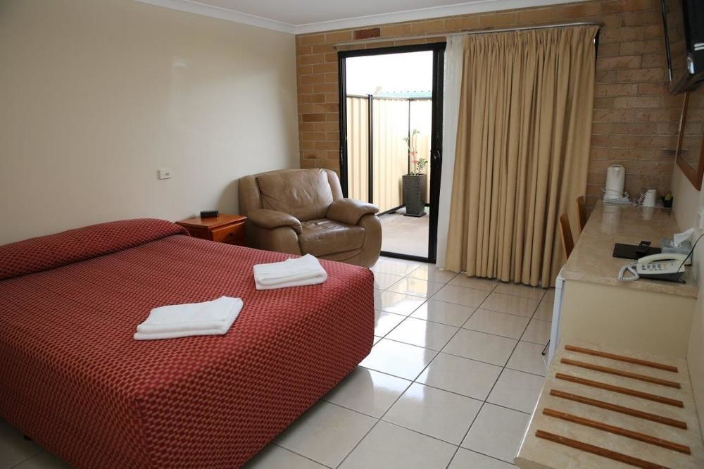 Emerald Central Palms Motel Kültér fotó